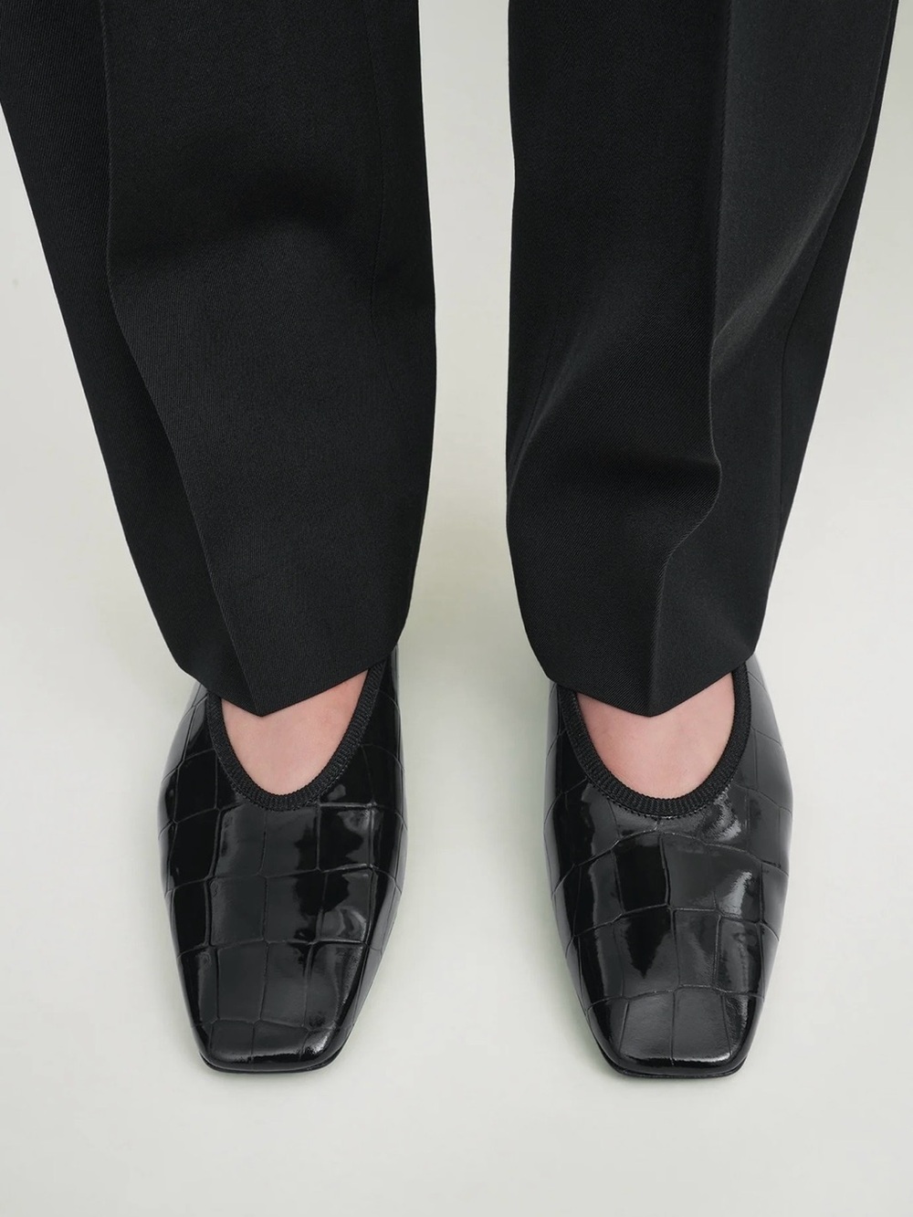 Toteme Black Croc-Embossed Square-Toe Ballet Flats - Picture 4 of 7